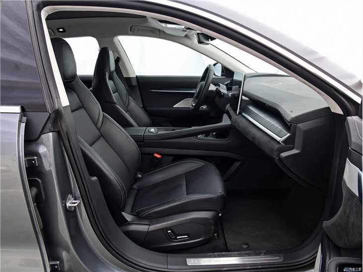 New 2023 Zeekr 001 EV