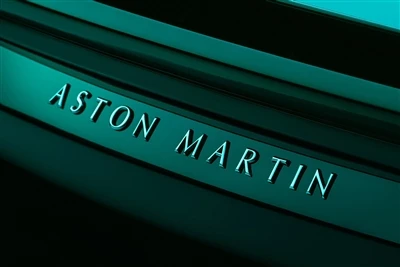 Aston Martin Menunda Peluncuran Mobil Listrik-Pertamanya Lagi